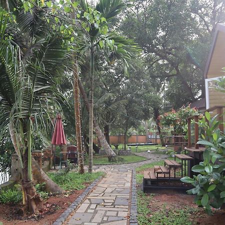 Greenchromide Homestays Mundrothuruth Exteriör bild