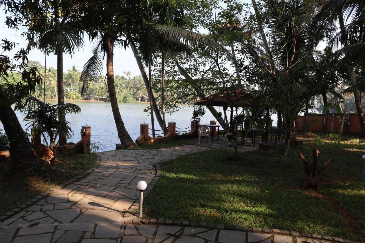 Greenchromide Homestays Mundrothuruth Exteriör bild