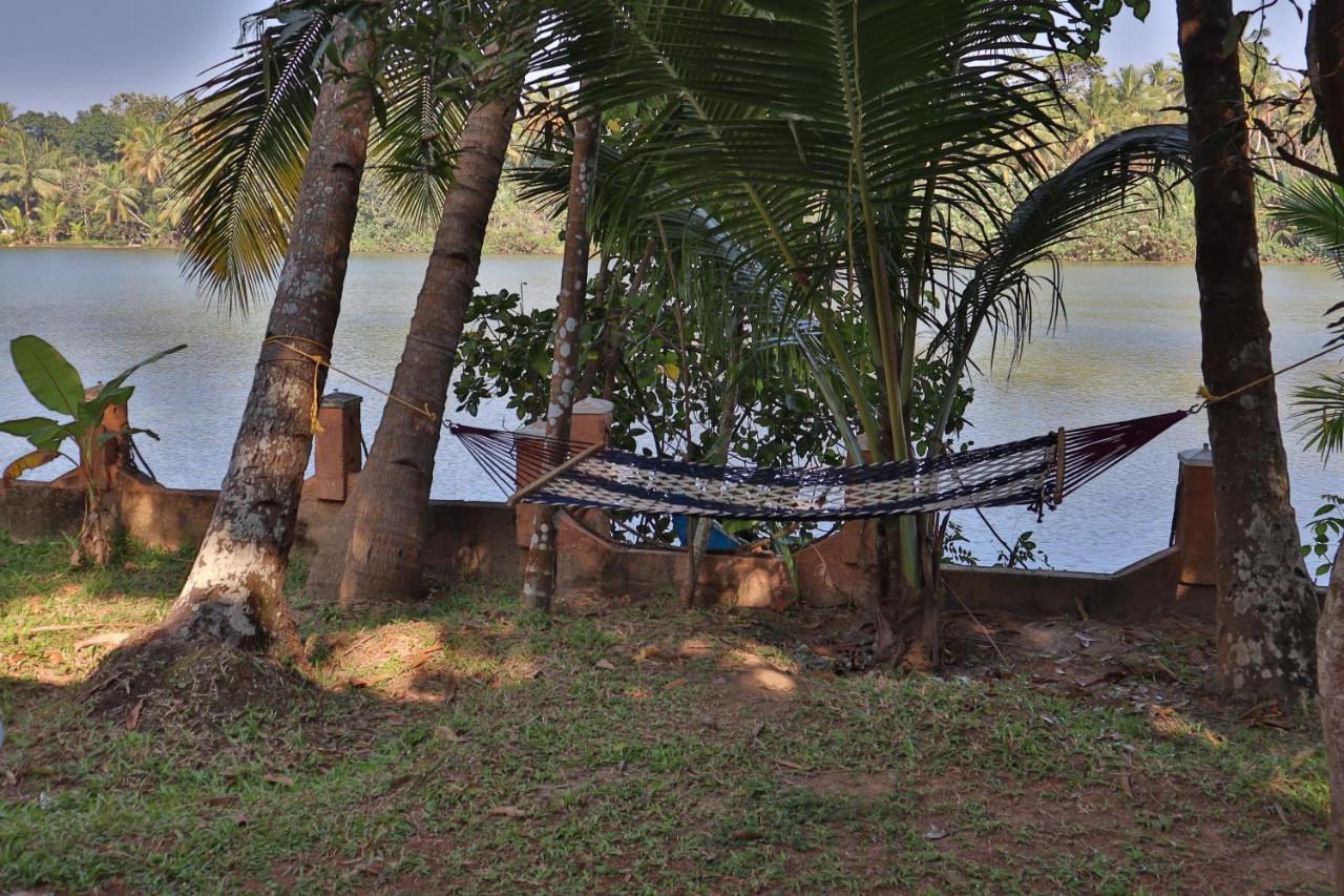 Greenchromide Homestays Mundrothuruth Exteriör bild